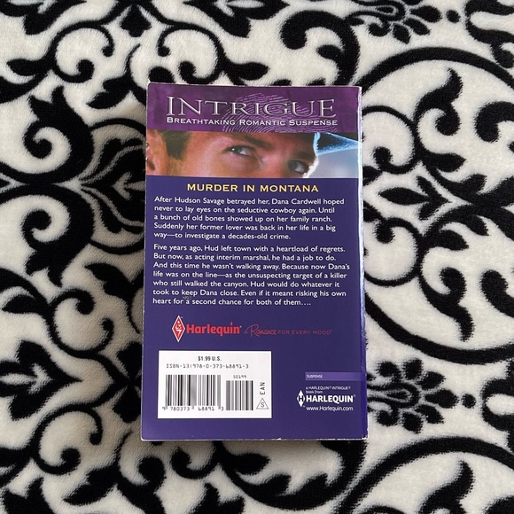 Used Set of 4 Paperback Harlequin Intrigue Books Romantic Suspense Romance Book - Picture 8 of 10